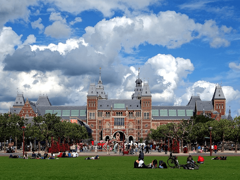 Rijksmuseum and Museumplein near Amadi Park Hotel